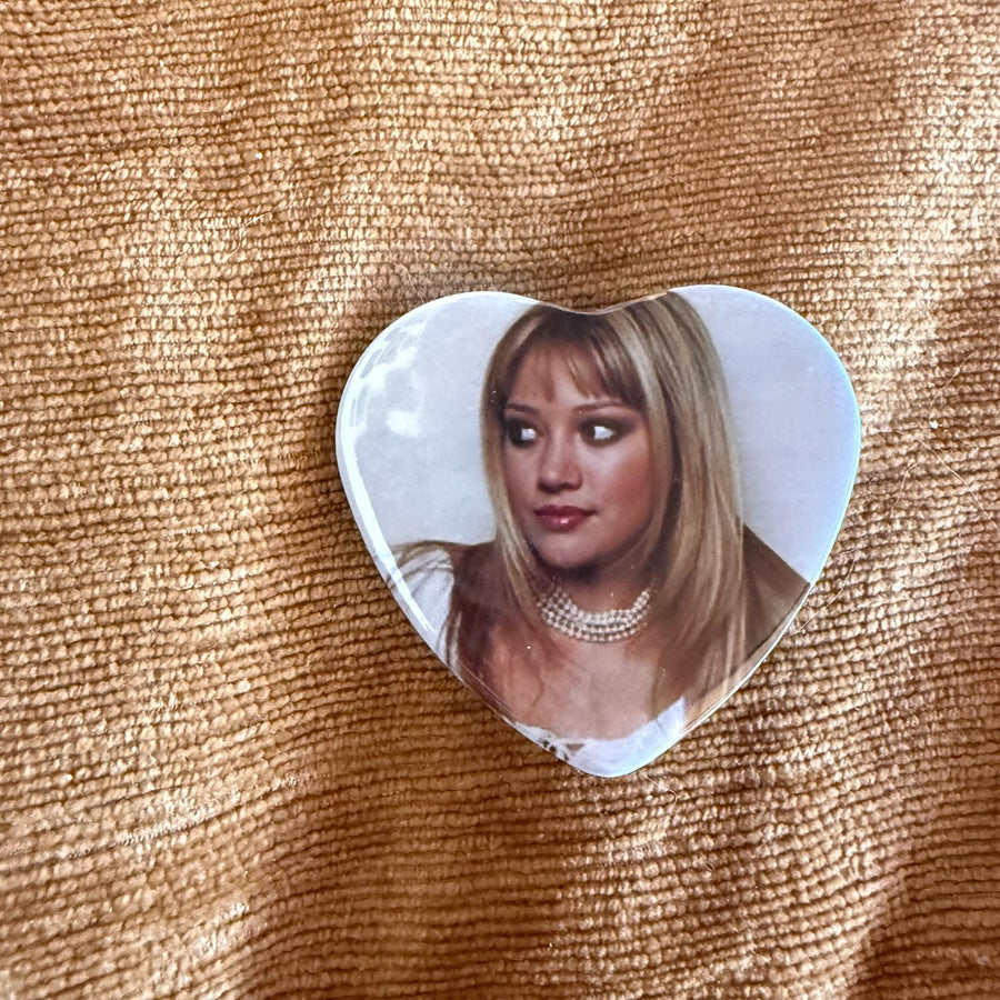 Lizzie McGuire Heart Magnet: Hilary Duff 2 Inch